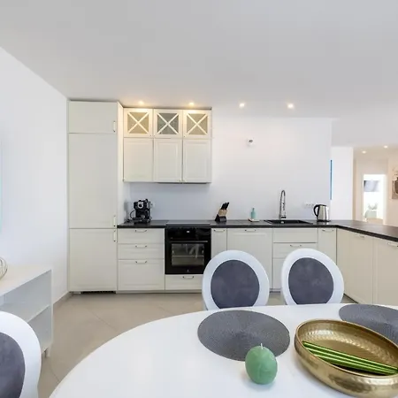 Smaragd - Lapis - Luxury With Shared Pool Daire *