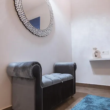 Apartment Smaragd - Lapis - Luxury With Shared Pool