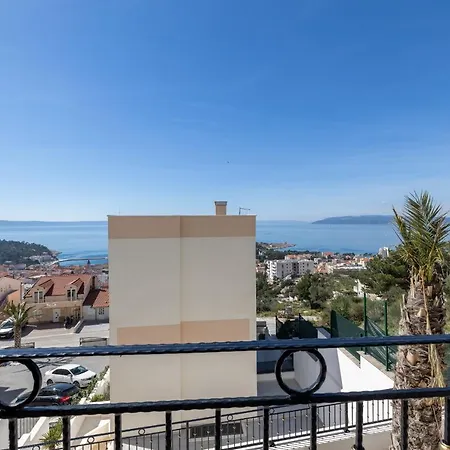 Smaragd - Lapis - Luxury With Shared Pool Apartment