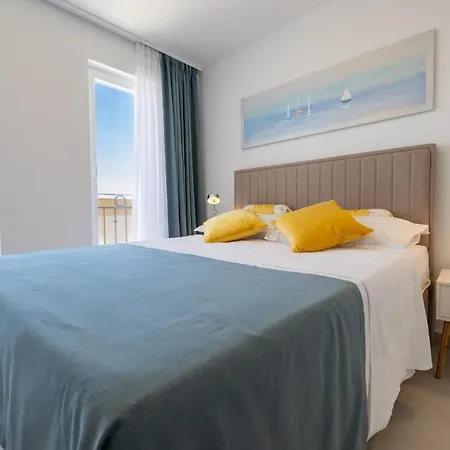 Smaragd - Lapis - Luxury With Shared Pool Apartment *
