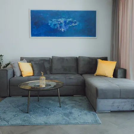 Smaragd - Lapis - Luxury With Shared Pool * Makarska